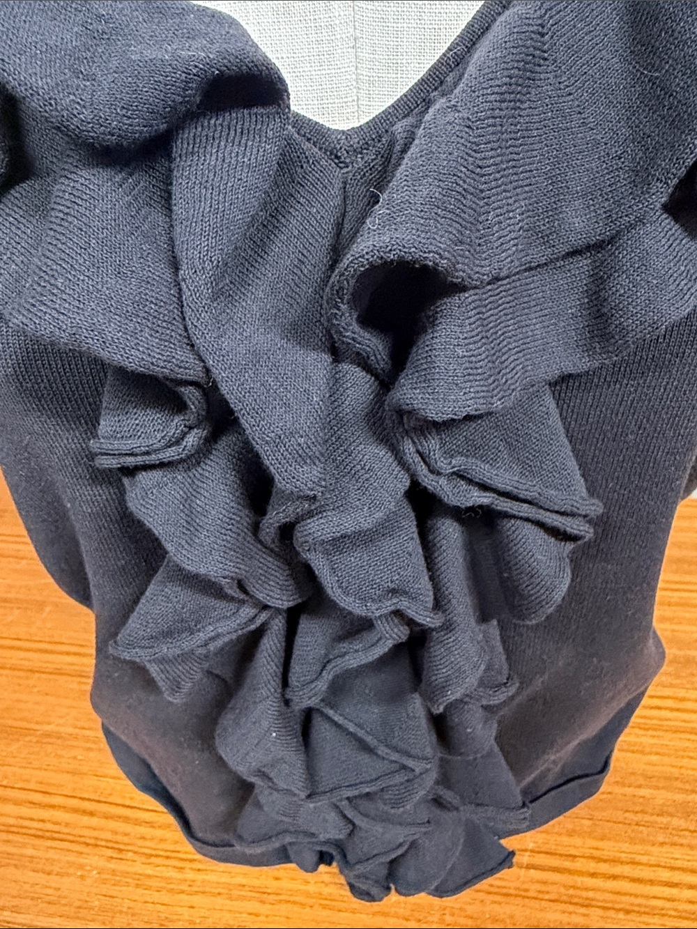 Lauren Ralph Lauren Black Short-Sleeve V-Neck Cotton Ruffle Top Size M - Picture 2 of 7